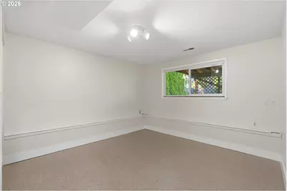 2160 SE Paloma Dr, Gresham, OR 97080 - Photo 24