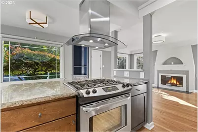 2325 SE Cesar E Chavez Blvd, Portland, OR 97214 - Photo 4