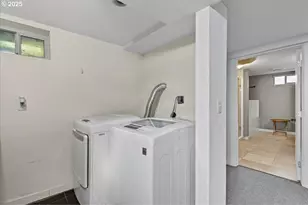 2325 SE Cesar E Chavez Blvd, Portland, OR 97214 - Photo 18