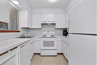 13345 NW Westlawn Ter, Portland, OR 97229 - Photo 12