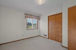 10061 NW Valley Vista Rd, Hillsboro, OR 97124 - Photo 32