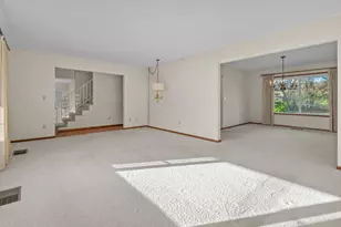 10061 NW Valley Vista Rd, Hillsboro, OR 97124 - Photo 8