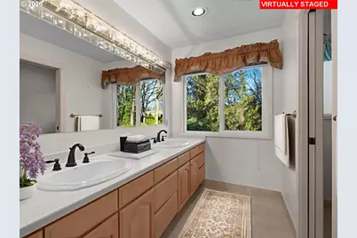 10061 NW Valley Vista Rd, Hillsboro, OR 97124 - Photo 24