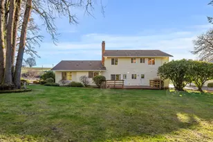 10061 NW Valley Vista Rd, Hillsboro, OR 97124 - Photo 36