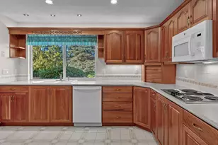 10061 NW Valley Vista Rd, Hillsboro, OR 97124 - Photo 12