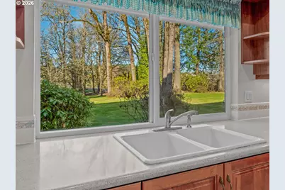 10061 NW Valley Vista Rd, Hillsboro, OR 97124 - Photo 14