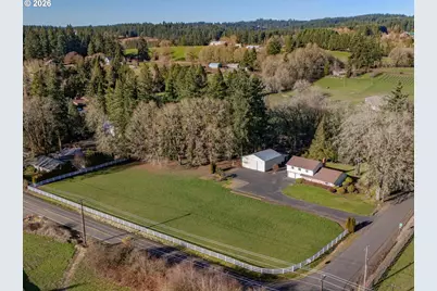 10061 NW Valley Vista Rd, Hillsboro, OR 97124 - Photo 2