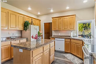 88467 Timberline Dr, Veneta, OR 97487 - Photo 14