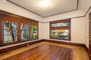 990 W 7th Ave, Eugene, OR 97402 - Photo 10