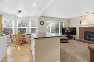 5460 NW Condor Pl, Portland, OR 97229 - Photo 8