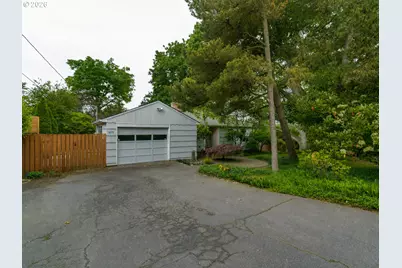 6470 SW Old Scholls Ferry Rd, Portland, OR 97223 - Photo 2