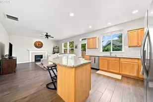 15548 SE Eckert Ln, Damascus, OR 97089 - Photo 8