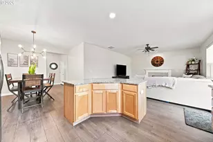 15548 SE Eckert Ln, Damascus, OR 97089 - Photo 10
