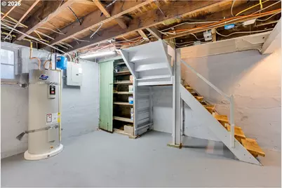 9468 N Mohawk Ave, Portland, OR 97203 - Photo 30