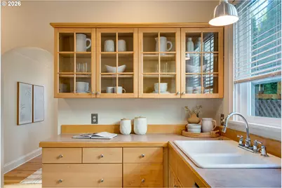 9468 N Mohawk Ave, Portland, OR 97203 - Photo 16