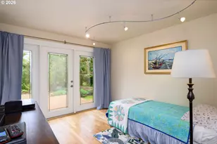 347 W Riverside Dr, Roseburg, OR 97470 - Photo 20