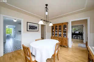 347 W Riverside Dr, Roseburg, OR 97470 - Photo 18