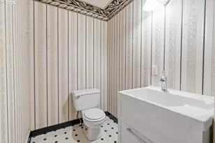 309 1st Ave, Albany, OR 97321 - Photo 16