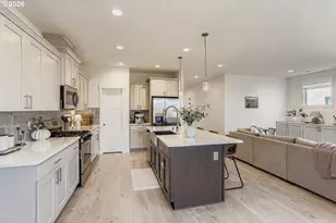 1136 NE 17th St, Battle Ground, WA 98604 - Photo 4