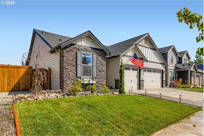 1136 NE 17th St, Battle Ground, WA 98604 - Photo 2