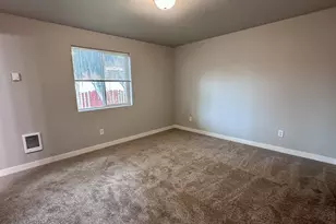 201 La Casa St, Eugene, OR 97402 - Photo 10