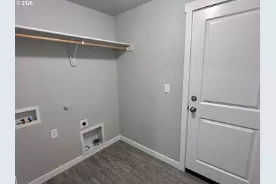 201 Lacasa St, Eugene, OR 97402 - Photo 24