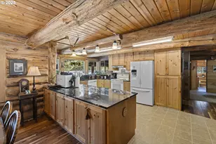 140643 Kamloop Ln, Gilchrist, OR 97737 - Photo 12