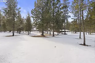 140643 Kamloop Ln, Gilchrist, OR 97737 - Photo 32