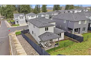 292 W Maple St, Washougal, WA 98671 - Photo 42