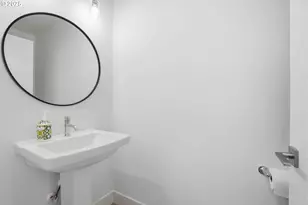 292 W Maple St, Washougal, WA 98671 - Photo 34