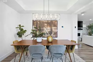 292 W Maple St, Washougal, WA 98671 - Photo 6