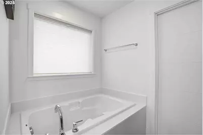 292 W Maple St, Washougal, WA 98671 - Photo 28