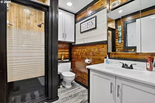 1670 NE Kennedy Ln, Hillsboro, OR 97124 - Photo 18