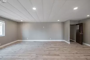 38611 Century Dr, Albany, OR 97322 - Photo 4