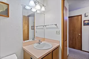 507 NW Alpine St, Newport, OR 97365 - Photo 18