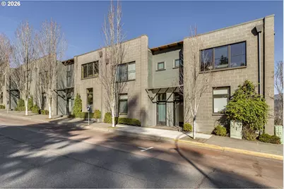 606 Cascade Ave #1, Hood River, OR 97031 - Photo 1