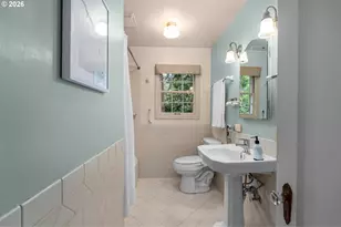 9830 NE Skidmore St, Portland, OR 97220 - Photo 24
