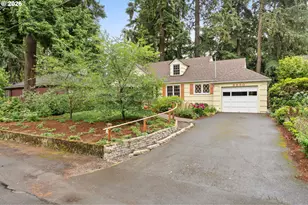9830 NE Skidmore St, Portland, OR 97220 - Photo 2