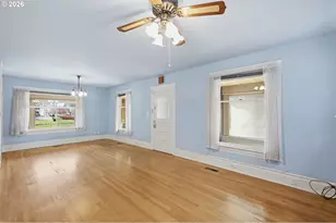 446 E St, Springfield, OR 97477 - Photo 14