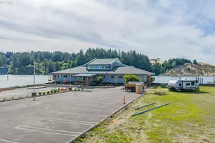 1150 Bay St, Florence, OR 97439 - Photo 18