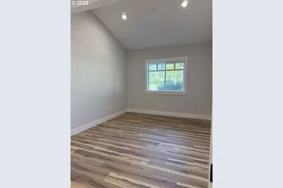 1150 Bay St #D, Florence, OR 97439 - Photo 16