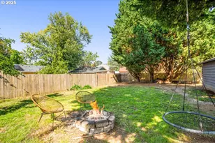 11925 SW 7th, Beaverton, OR 97005 - Photo 18