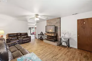 1140 Michigan Ave, Coos Bay, OR 97420 - Photo 4