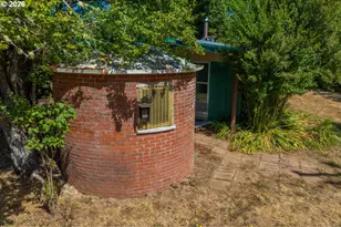 87202 McTimmons Ln, Bandon, OR 97411 - Photo 42