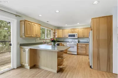 77030 Nellie Ln, Cottage Grove, OR 97424 - Photo 8