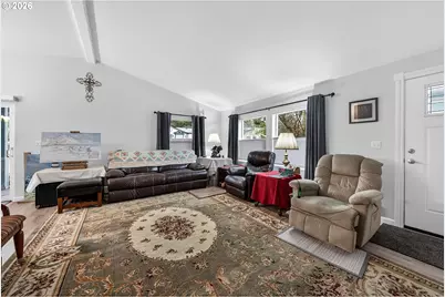 157 NW Bree Dr, Winston, OR 97496 - Photo 8