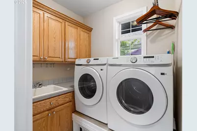 1078 NE Parks Edge Cir, Hillsboro, OR 97124 - Photo 22