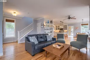 2518 SW Anemone Ave, Lincoln City, OR 97367 - Photo 10
