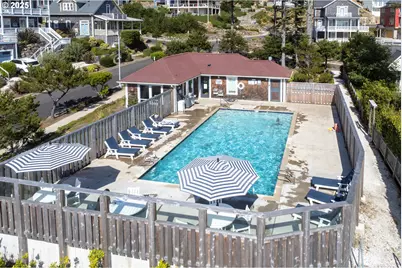 2518 SW Anemone Ave, Lincoln City, OR 97367 - Photo 34