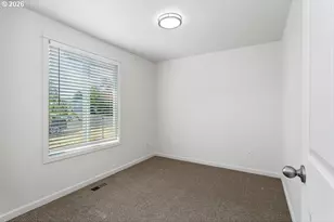1602 NE Centurion Pl, Gresham, OR 97030 - Photo 14